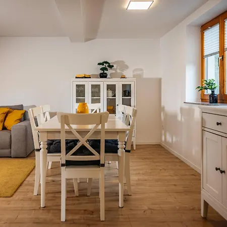 Semesterbostad Bee House & Rogaška Slatina